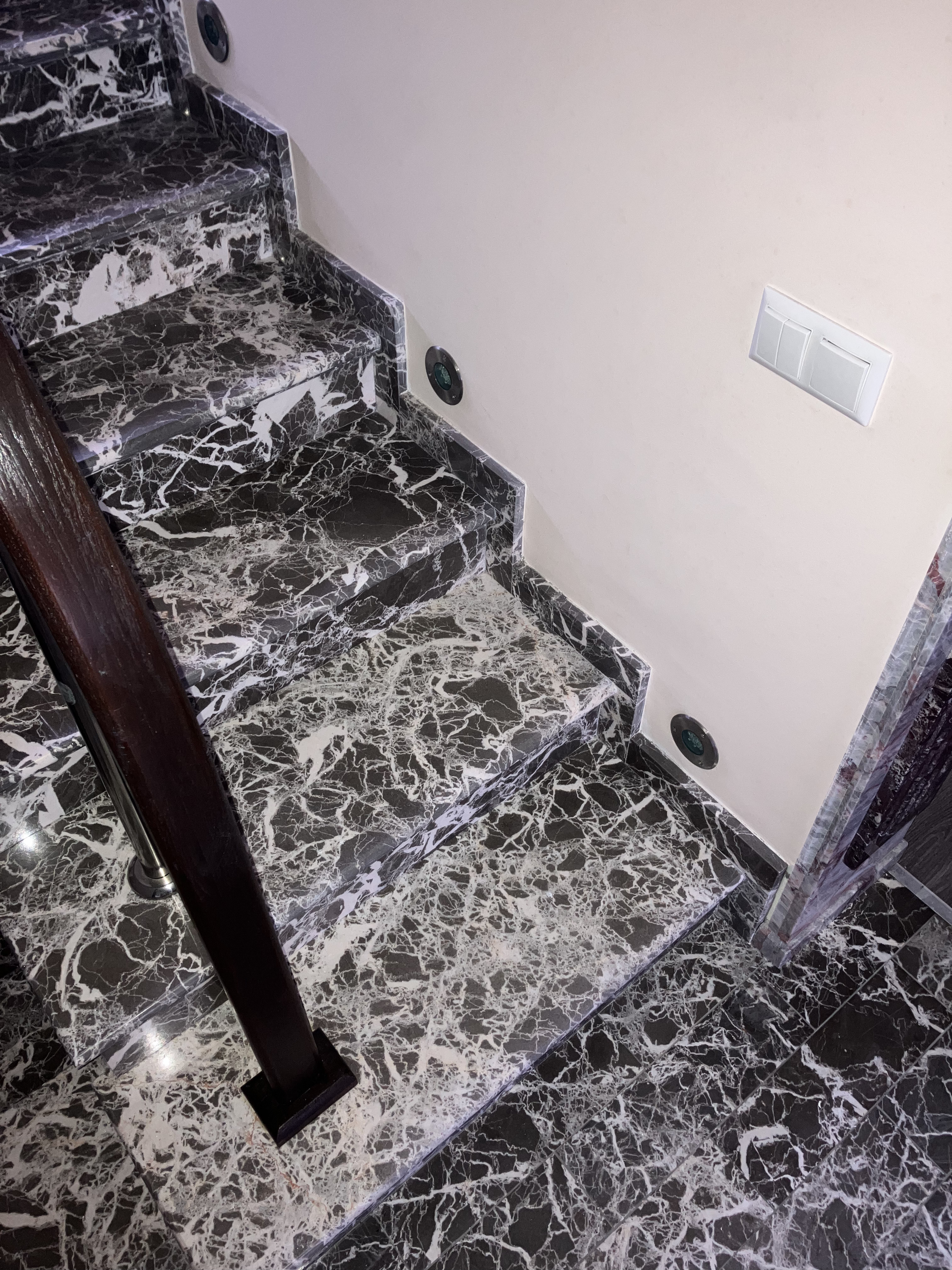 Granmramor marble stairs project